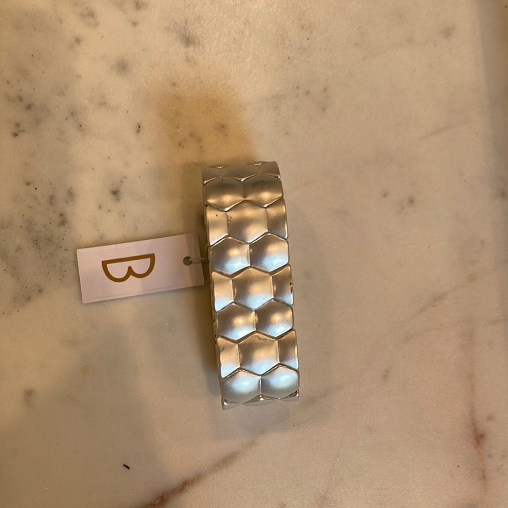 Bancroft silver toned stretch bracelet NWT